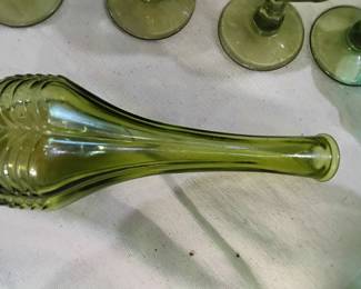 Green vase
5.00
