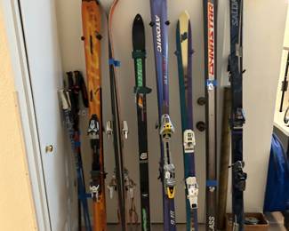 Ski equipment