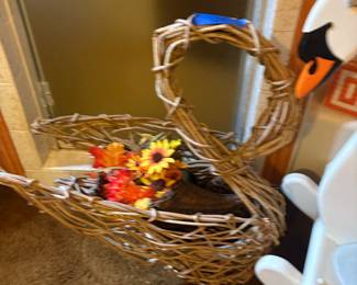 Grape Vine Woven Swan with flowers 