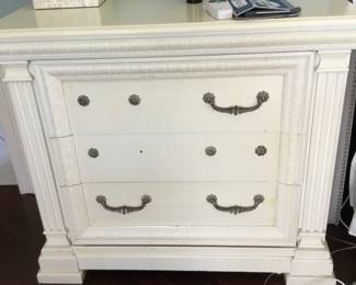 Vintage Hooker Furniture side table
