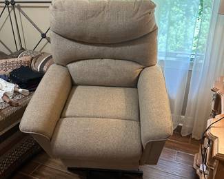 Left chair 
Very nice condition 