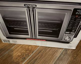 Brand new Gourmia 