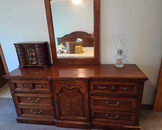 Dresser 75.00