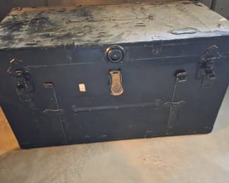 Trunk 30.00