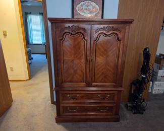 Wardrobe with drawer 95.00