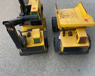 Metal Tonka Dump Truck and Excavator