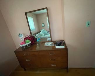 MCM Dresser
