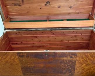 Lane cedar chest