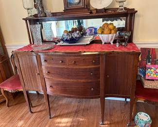 Buffet with mirror