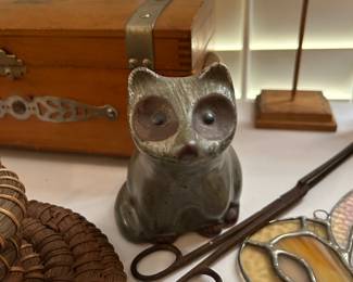 Pigeon Forge Pottery raccoon