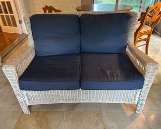 wicker settee
