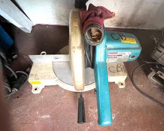 Makita 10” Miter Saw