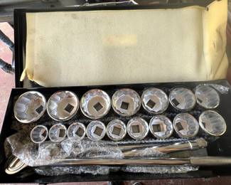Pittsburgh Professional 21 Piece 1” Drive Socket Set 