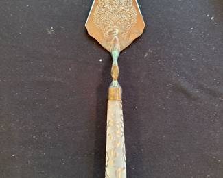 Vintage Etched Cake Server 