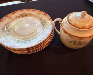 Noritake Cardinal Pattern dinnerware 