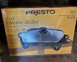 Presto Electric Skillet with Glass Cover 