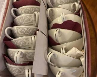 Imperial China Whitney Teacup Set 