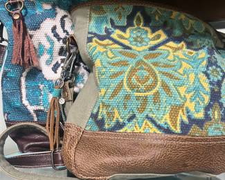 Myra purses