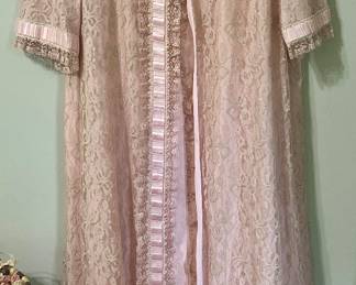 Vintage nightgown and robe