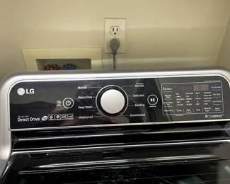 LG Washer and Dryer sold as a pair only
