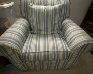 Comfy upholstered (custom made) chair - perfect for a library. Very good condition (NEWISH)