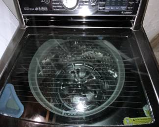 LG Washing Machine - LIKE NEW