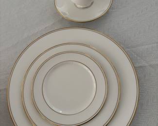 Lenox Fine China - Set of 4