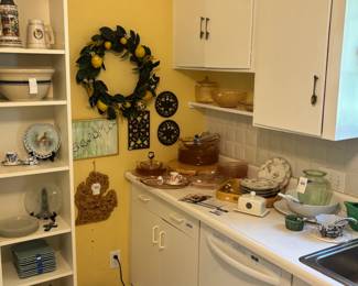 Lemon Wreath, Michigan Totally Bamboo Board 