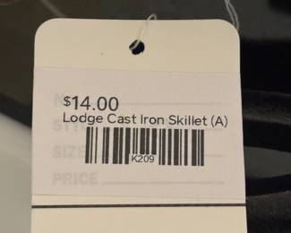 Lodge Cast Iron Skillet (A)