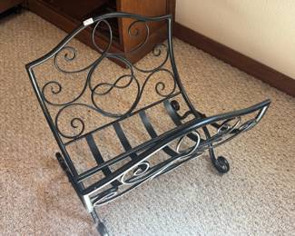 Iron Wood Holder