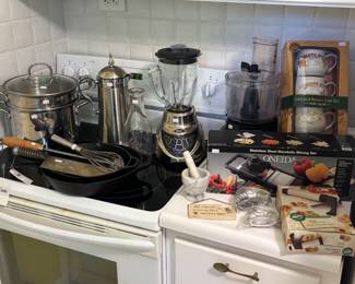 Pots & Pants, Kitchen Utensils 