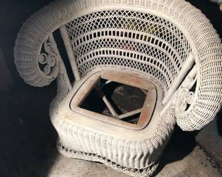 Old wicker chair (in need of a seat)