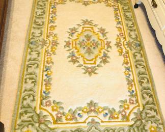 Thick Chinese style rug (42” x 67”)