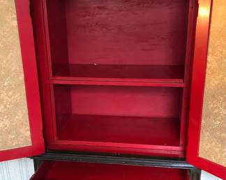 Interior of cabinet - note drawer below doors