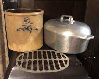Salt glaze 2 gallon crock, Wagner Ware Magnalite 4265-P Dutch oven (roaster) with trivet