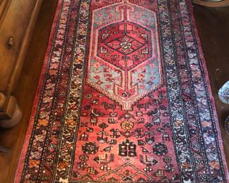 Rug (42” x 83”)