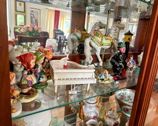 Vintage porcelain collection figures 