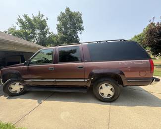 1997 GMC Suburban 1/2 Ton - 125,834 miles $5,000