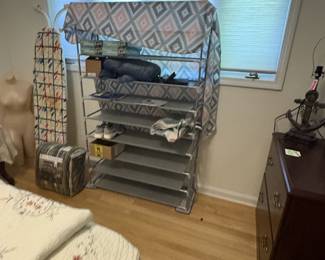 Indoor shoe rack display shelf