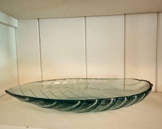 48 ClearGreenGlassLeafShapedDish
