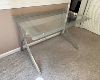 51 MetalFramedDeskwGlassTop