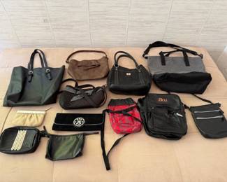 120 GroupofHandbags