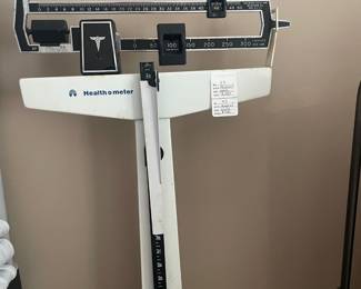 Medical scale $100
