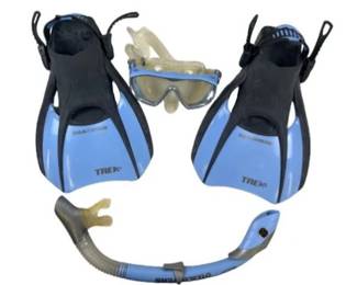 U.S. Divers Diva Women Snorkel Set, Ladies Silicone Mask, Trek Travel Fins, Dry Top Snorkel In Travel Case