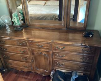 Ethan allen Country French Mirrored Dresser