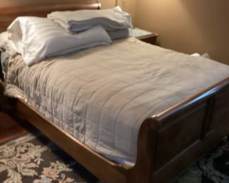 Sleigh Bed