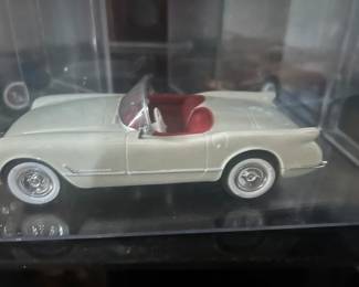 AMT ERTL Covette Dealer Model