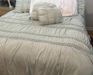 Vintage Henry Link Wicker Queen Bed