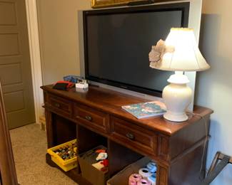 Entertainment console