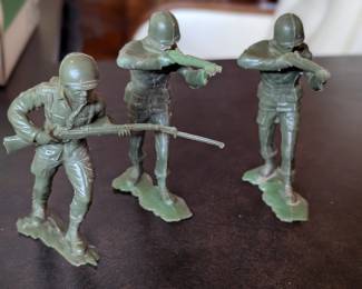 Large Army Men